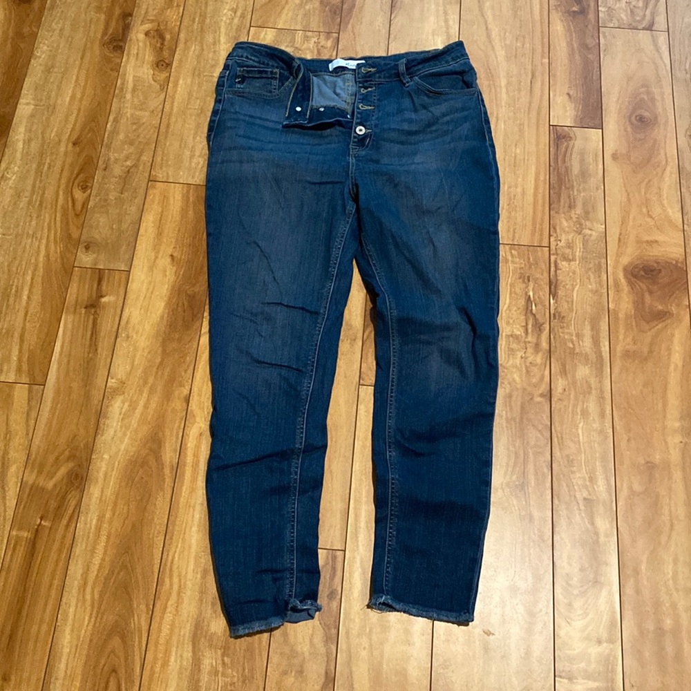 Woman’s KanCan jeans